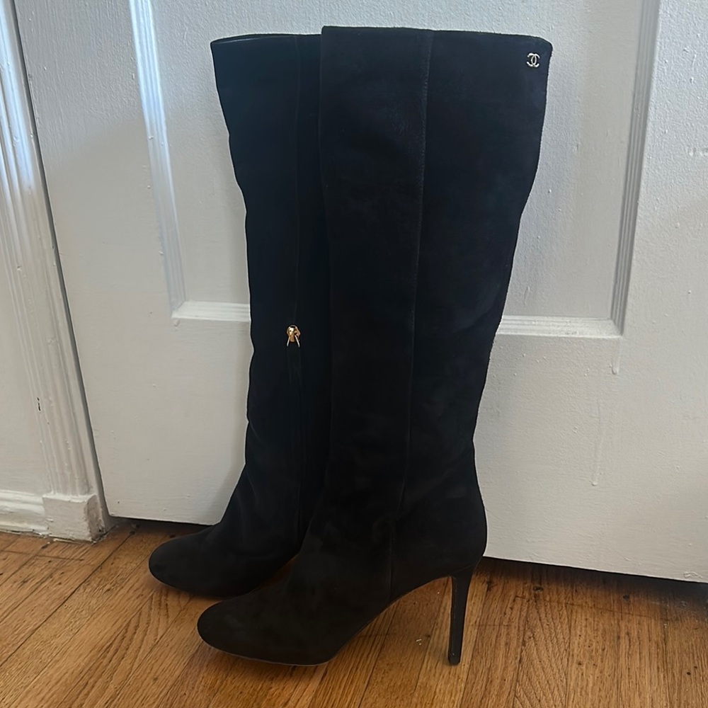 NWOT Chanel Black Knee-High Women's Boots